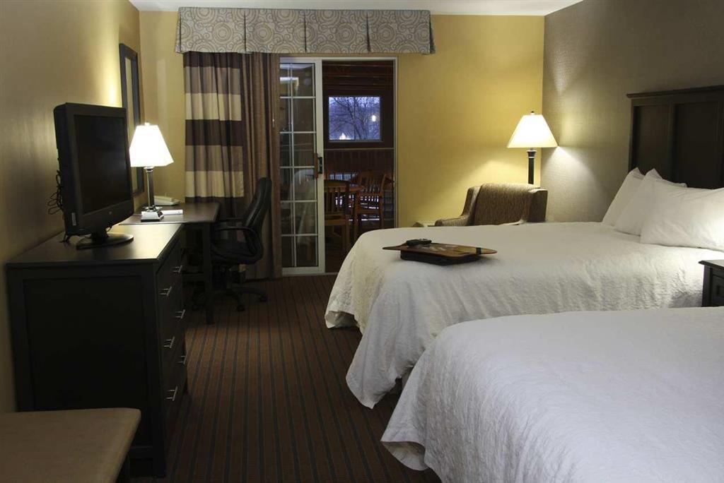 Hampton Inn Holland Room photo